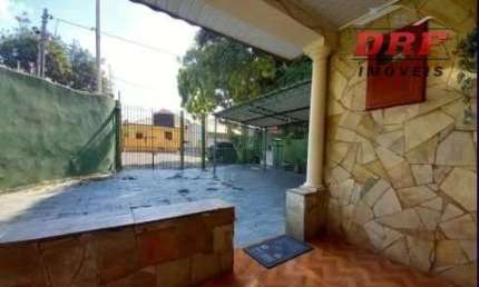 Casa com 2 quartos à venda na Rua Dona Benedita, 39, Vila das Palmeiras, Guarulhos por R$ 695.000