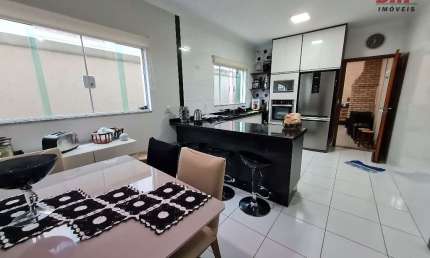 Casa com 3 quartos à venda na Miguel Ricci, 83, Parque Renato Maia, Guarulhos por R$ 880.000