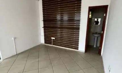 Ponto comercial para alugar na Avenida Itavuvu, 5437, Jardim Santa Cecília, Sorocaba por R$ 1.400