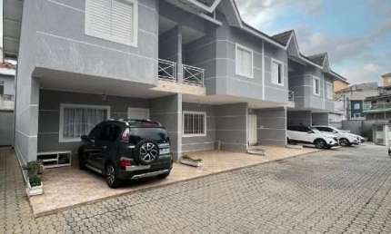 Casa em condomínio fechado com 3 quartos à venda na Jaboticabeiras, 132, Vila Sirena, Guarulhos por R$ 648.000