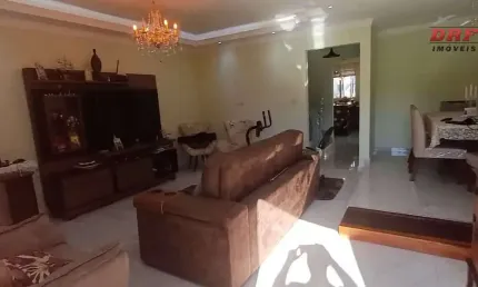 Casa com 3 quartos à venda na Rua Nossa Senhora de Lourdes, 447, Vila Galvão, Guarulhos por R$ 1.200.000