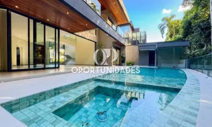 Casa à Venda, 478m², 6 Suítes, 7 Banheiros, em Riviera de São Lourenço - Bertioga SP.
