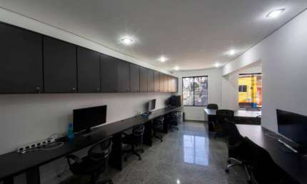 Sala comercial com 1 sala para alugar na Rua Andréa Paulinetti, Jardim das Acacias, São Paulo