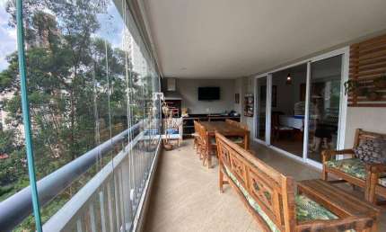 Vendo apartamento condomínio Evolve com 3 suítes e 2 vagas  Morumbi