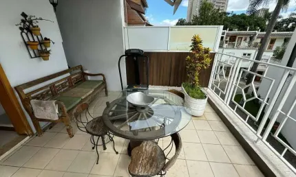 Casa á venda condomínio 4 dormitórios granja julieta