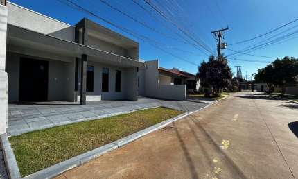 Casa em condomínio fechado com 3 quartos à venda na Rua Plínio Salgado, 400, Neva, Cascavel