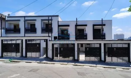 Sobrado para Venda em Osasco, Bela Vista, 3 dormitórios, 1 suíte, 2 banheiros, 2 vagas