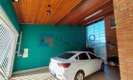 Casa com 3 quartos à venda na Vila Nova Esperia, Jundiaí 