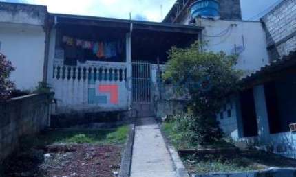 Casas e salão à venda no Jardim Bertioga em Várzea Paulista - SP