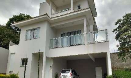 Casa à venda em condomínio fechado no Bairro Caxambu em Jundiaí - SP
