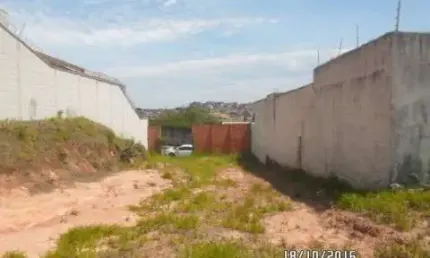 Área à venda no Jardim Ângela na Vila Aparecida em Jundiaí - SP