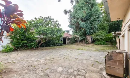 Terreno à venda na Rua Mateus Leme, 1091, Bom Retiro, Curitiba