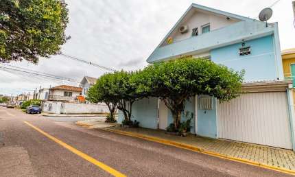 Casa com 2 quartos à venda na Rua Antônio Simões de Oliveira, 201, Sítio Cercado, Curitiba
