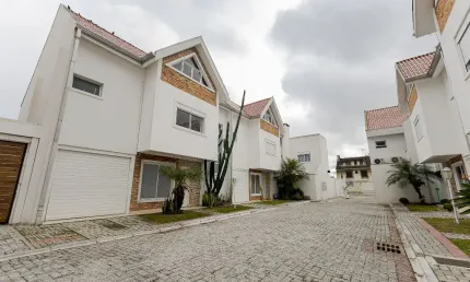 Casa em condomínio fechado com 3 quartos à venda na Rua Dom João VI, 270, Cajuru, Curitiba