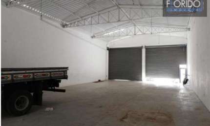 Salão Comercial para Locação em Atibaia, Alvinópolis, 2 banheiros, 2 vagas