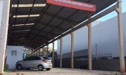 Galpão para Locação em Atibaia, Pedreira, 3 banheiros