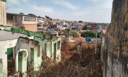 Terreno à venda na Rua Ouro Preto, 20, Alvinópolis, Atibaia