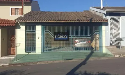 Casa para Venda em Atibaia, Loanda, 3 dormitórios, 1 suíte, 2 banheiros, 2 vagas