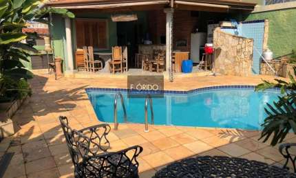 Casa para Venda em Atibaia, Loanda, 4 dormitórios, 2 suítes, 4 banheiros, 4 vagas