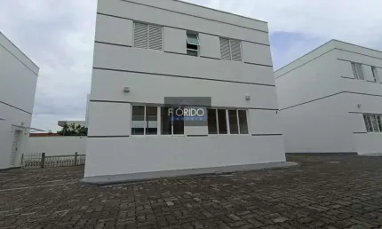 Casa em Condomínio para Venda em Atibaia, Morumbi, 3 dormitórios, 1 suíte, 2 banheiros, 2 vagas