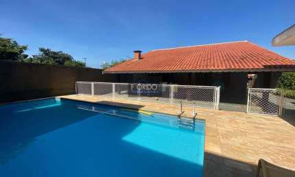 Casa em Condomínio para Locação em Atibaia, Condomínio Jardim Shangri-Lá, 4 dormitórios, 1 suíte, 3 banheiros, 4 vagas