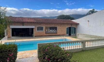 Casa para Locação em Atibaia, Vila Gíglio, 4 dormitórios, 2 suítes, 5 banheiros, 10 vagas
