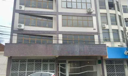 Sala comercial para alugar na Rua Corte Real, 90, Centro, Novo Hamburgo por R$ 1.300