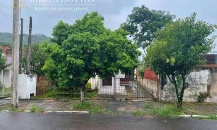 Casa com 3 quartos à venda na Jundiaí, 100, São José, Novo Hamburgo por R$ 235.000