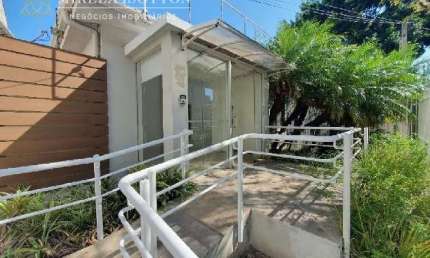 Casa comercial para alugar na Avenida Nações Unidas, 500, Rio Branco, Novo Hamburgo por R$ 4.400