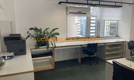 CONJUNTO COMERCIAL DE 116 M² NO BAIRRO CIDADE MONÇÕES