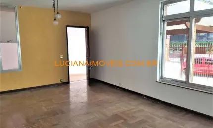Sobrado para venda possui 198 metros quadrados com 3 quartos em Alto da Lapa - São Paulo - SP