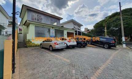Imóvel comercial para aluguel e venda possui 300 metros quadrados com 7 quartos