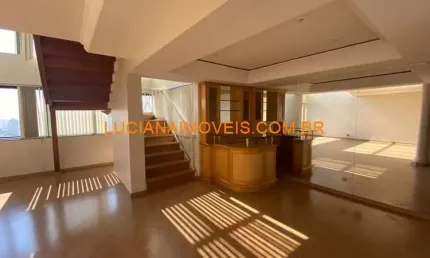 Cobertura duplex para venda possui 310 metros quadrados com 4 quartos