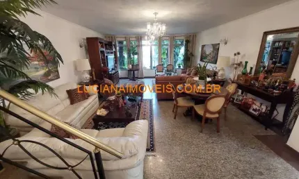 Sobrado para venda tem 350 metros quadrados com 4 quartos em Vila Romana - São Paulo - SP