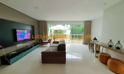 Casa para venda tem 450 metros quadrados com 3 quartos em Vila Albertina - São Paulo - SP