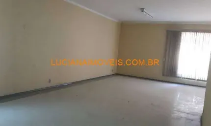 Sala comercial com 3 salas para alugar na Rua Pio XI, Alto da Lapa, São Paulo