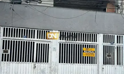 Casa com 3 quartos para alugar na Avenida Nova América, 417, Centro, Guarulhos