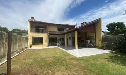 Casa com 3 quartos à venda na Rua São Lucas, 650, Jardim do Salso, Porto Alegre, 293 m2 por R$ 780.000