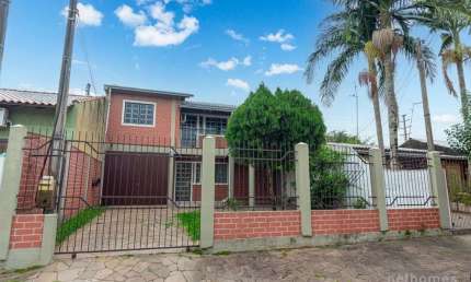 Casa com 2 quartos à venda na das Grápias, 94, Igara, Canoas, 102 m2 por R$ 480.000