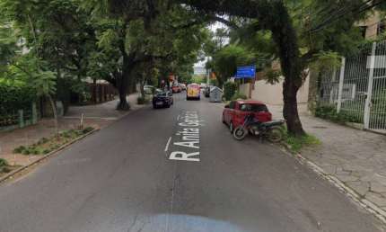 Terreno à venda na Rua Anita Garibaldi, 780, Mont Serrat, Porto Alegre por R$ 1.749.000