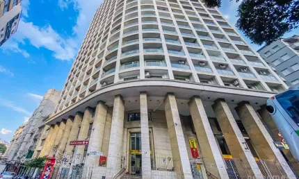 Sala comercial à venda na largo do paissandu, 72, centro, são paulo, 65 m2 por r$ 300.000
