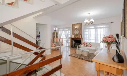 Casa com 3 quartos à venda na Rua Cláudio Manoel da Costa, 220, Jardim Itu Sabará, Porto Alegre, 300 m2 por R$ 850.000