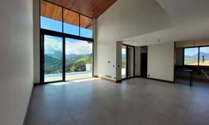 Casa em condomínio fechado com 3 quartos à venda na Estrada dos Prates., 42, Itaipava, Petrópolis, 370 m2 por R$ 2.980.000