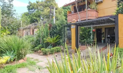 Casa com 3 quartos à venda na Rua Mura, 120, Espírito Santo, Porto Alegre, 154 m2 por R$ 560.000