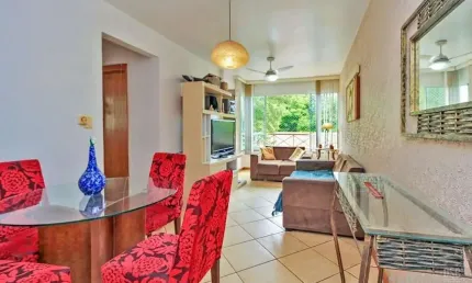 Apartamento com 2 quartos à venda na rua xavier da cunha, 999, nonoai, porto alegre, 64 m2 por r$ 270.000
