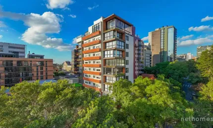 Prédio à venda na Rua Tito Lívio Zambecari, 800, Mont Serrat, Porto Alegre