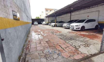 Terreno plano com 390 m²  localização privilegiada.