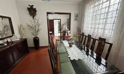 Oportunidade! Casa ampla à venda na Vila Bastos – Santo André!