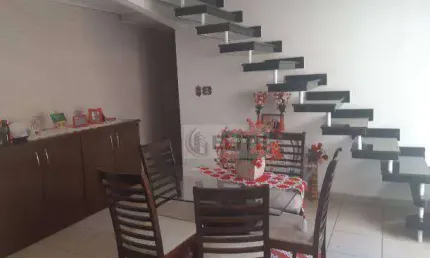 Sobrado com 3 dormitórios à venda, 230 m² por R$ 650.000,00 - Jardim Progresso - Santo André/SP