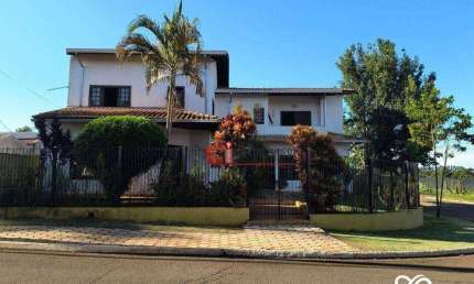 Casa com 4 dormitórios à venda, 290 m² por R$ 1.300.000,00 - Parque Residencial Imigrantes - Holambra/SP